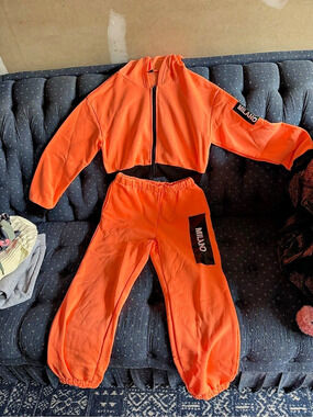 Milano women’s Orange Track Set Size Small Like New